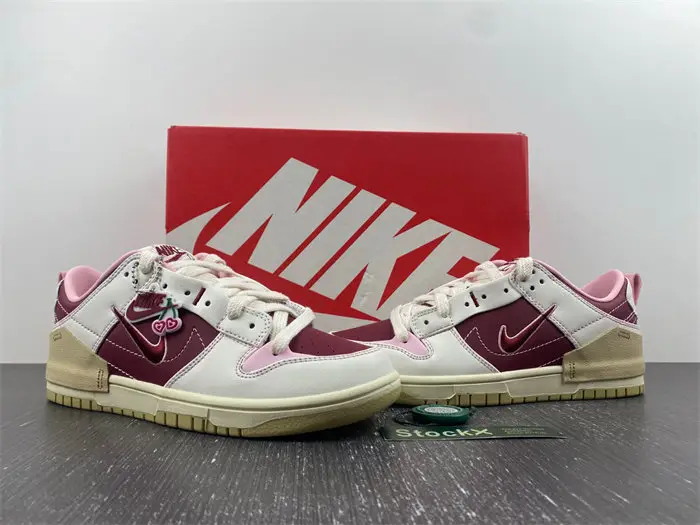Nike Dunk Low Disrupt 2 Valentine's Day  DADC189