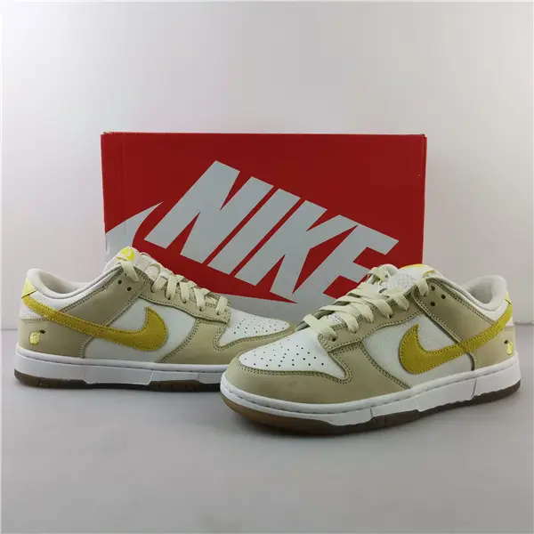 NIKE DUNK LOW LEMON DROP (W) -  CBAAD788