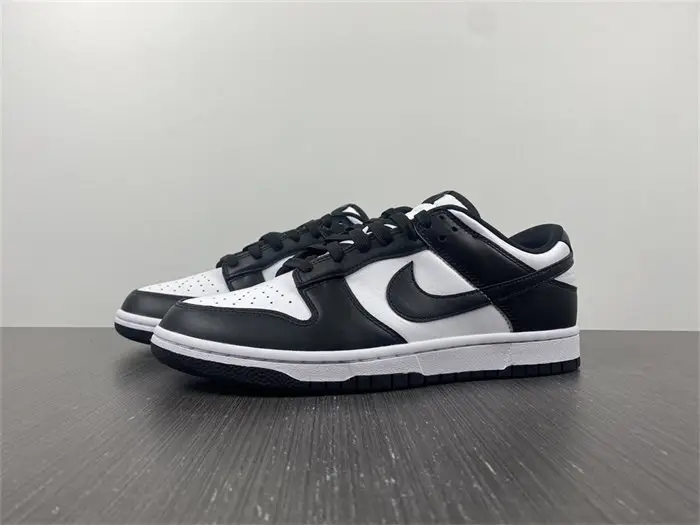 Nike Dunk Low Retro White Black Panda 