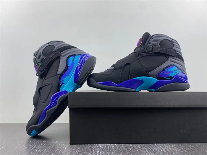 Jordan 8 Retro Aqua 