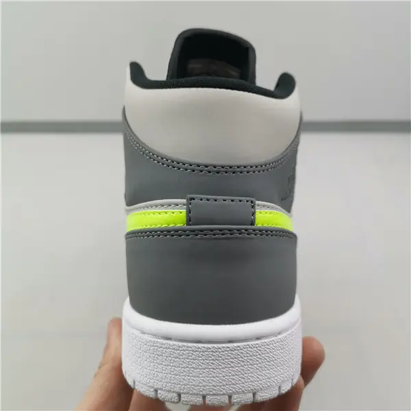 AIR JORDAN 1 MID GUNSMOKE VOLT 