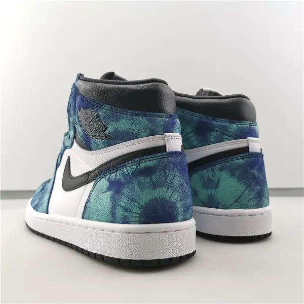 AIR JORDAN 1 HIGH OG 