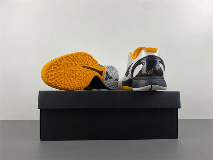 NIKE Kobe 6 ZOOM 