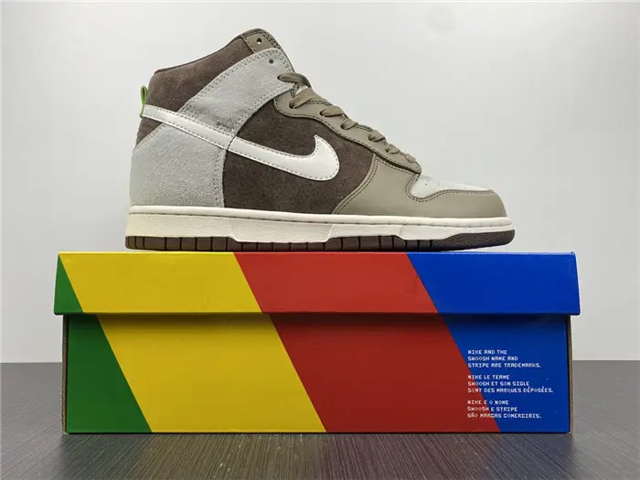 Nike Dunk High Chocolate 