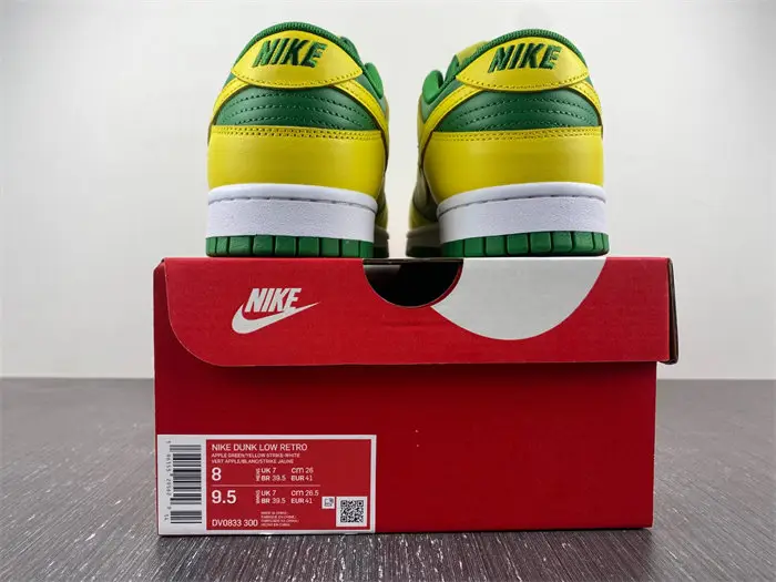 Nike Dunk Low Reverse Brazil 
