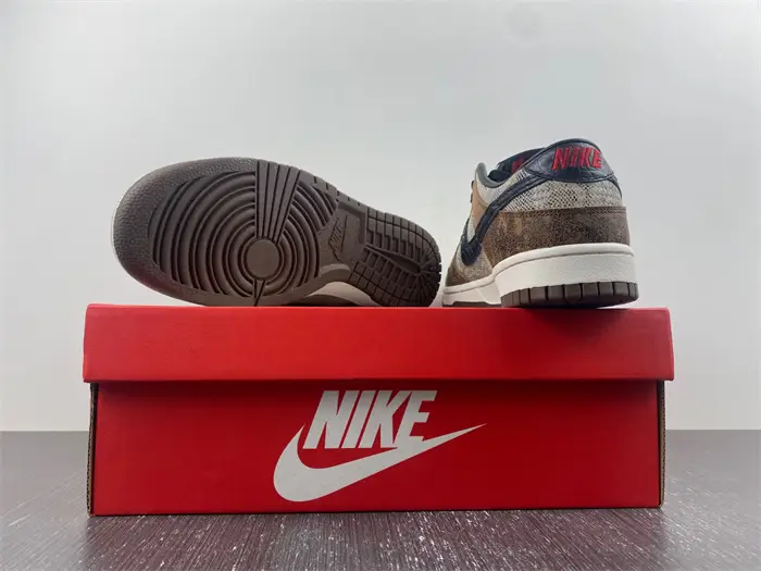 Nike Dunk Low Premium CO.JP Brown Snakeskin 