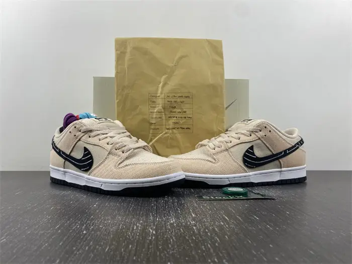 Nike SB Dunk Low Albino & Preto FD2627 