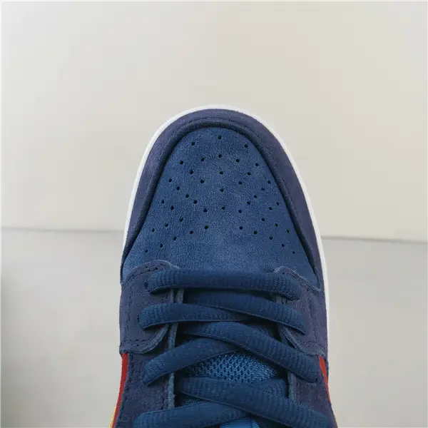 Nike SB Dunk Low Barcelona 