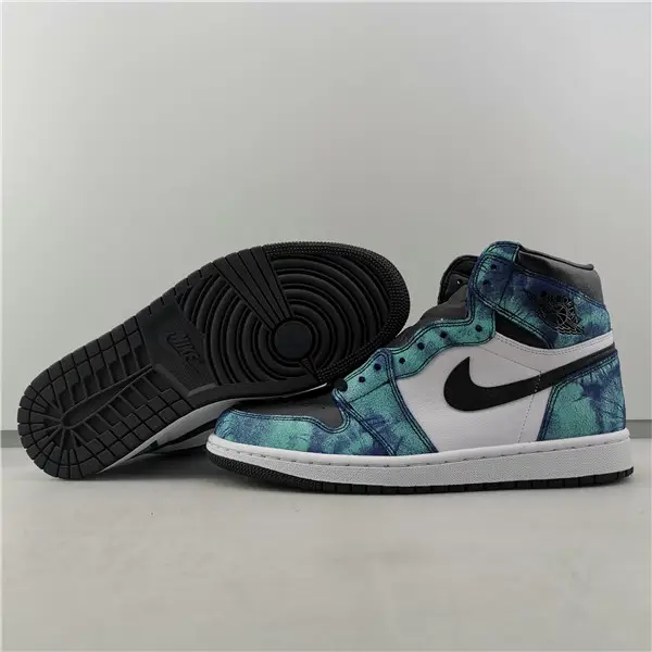 AIR JORDAN 1 HIGH OG 
