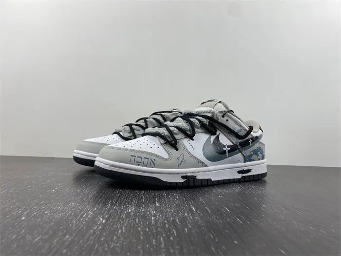 Nike Dunk Low Stencil Swoosh 