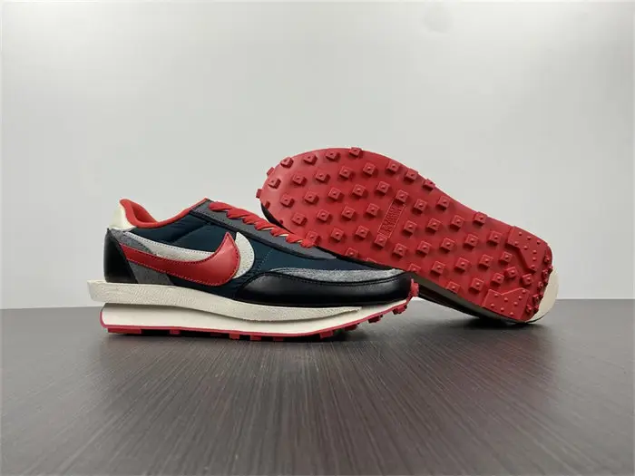 Nike LD Waffle sacai Undercover Midnight Spruce University Red 