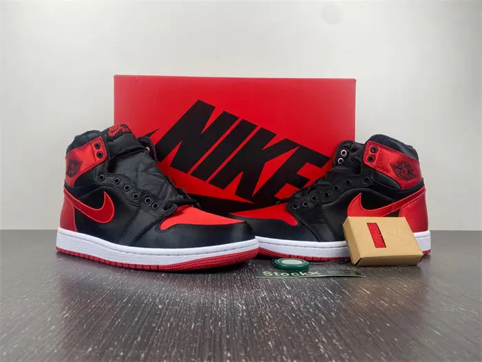 Air Jordan 1 High OG WMNS 