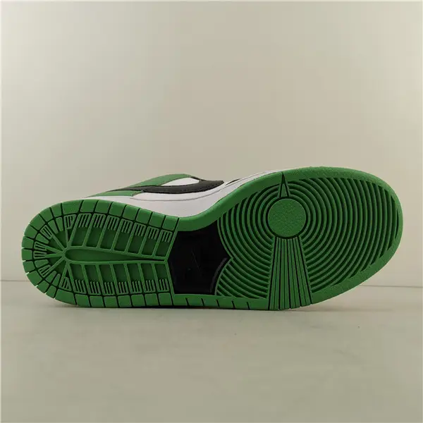 Nike SB Dunk Low Classic Green 