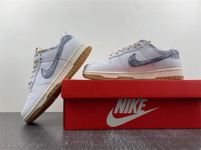 Nike Dunk Low New Americana Washed Denim 