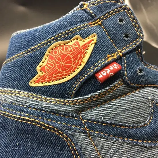 Air Jordan 1 Levi's 