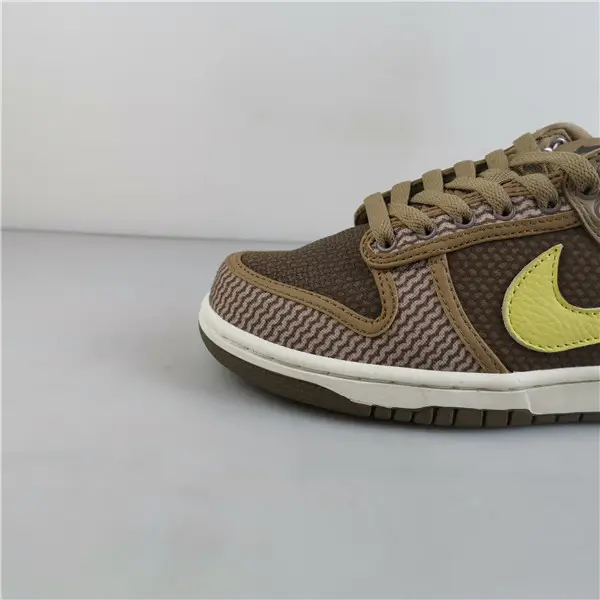 Nike Dunk Low SP UNDEFEATED Canteen Dunk vs. AF1 Pack 