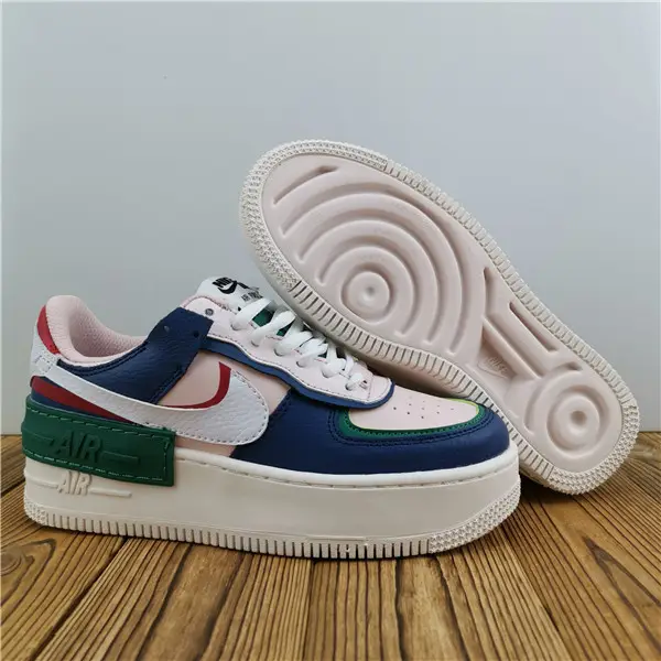 Air Force 1 new blue, green and pink women's shoes are assembled and deconstructed into the original Air Force logo 