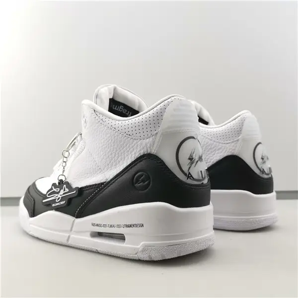 AIR JORDAN 3 SP 