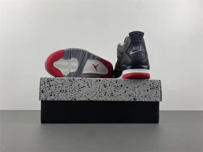 Air Jordan 4 