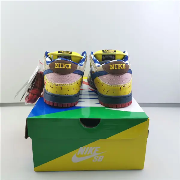 Nike SB Dunk Low Pro IW 