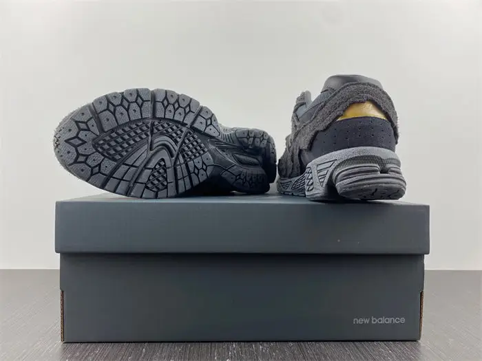 New Balance 2002R Protection Pack Phantom 