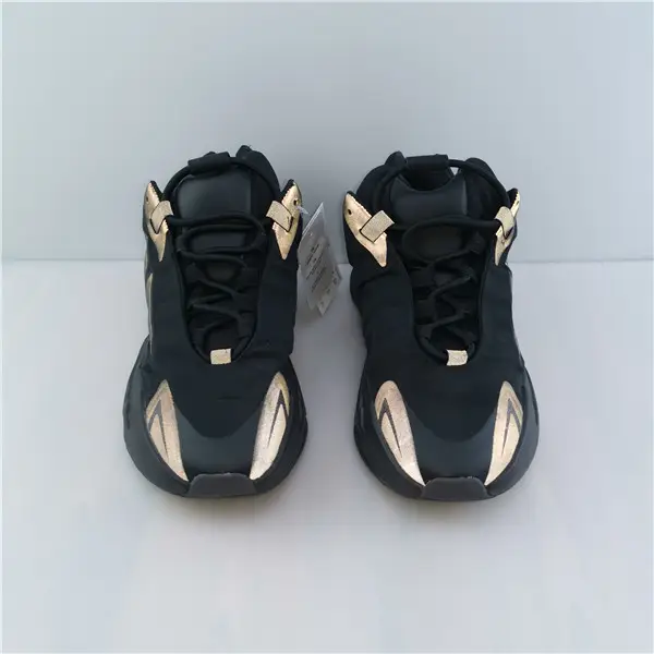 Yeezy Boost 700 MNVN Triple Black 