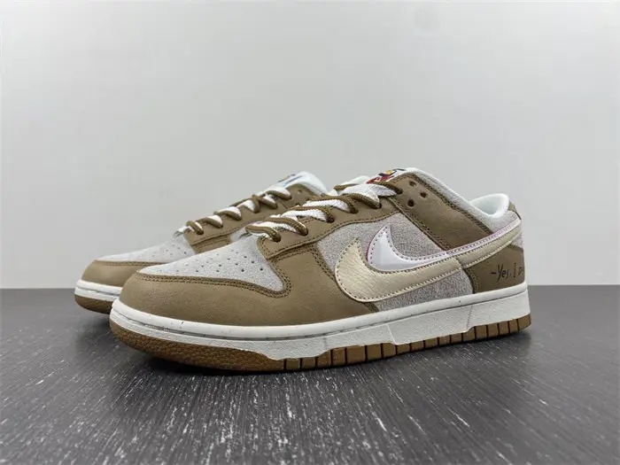 Dunk Low SE 85 