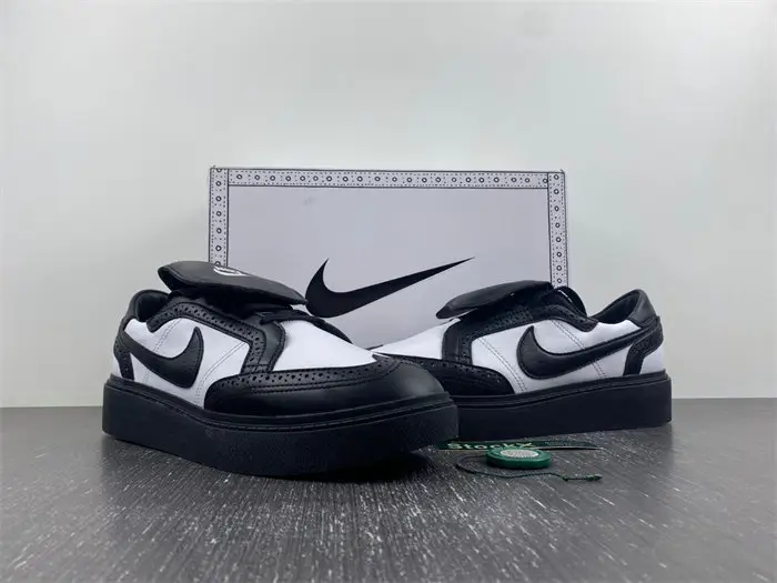 PEACEMINUSONE x Nike Kwondo 1 
