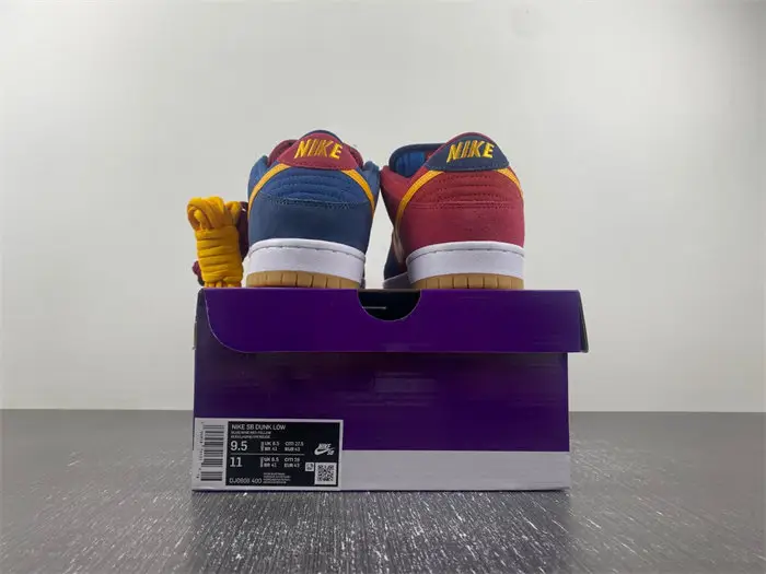 Nike SB Dunk Low Barcelona 