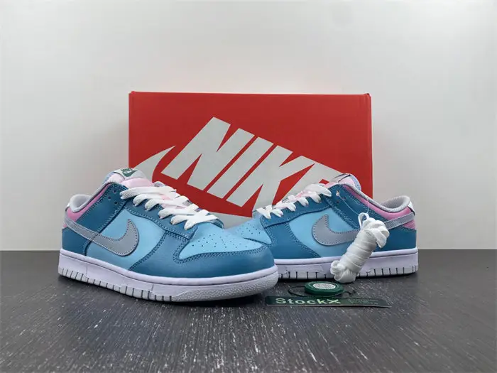 Nike Dunk Low GS 