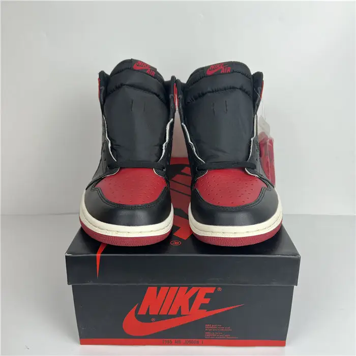 Jordan 1 Retro High Bred Toe 