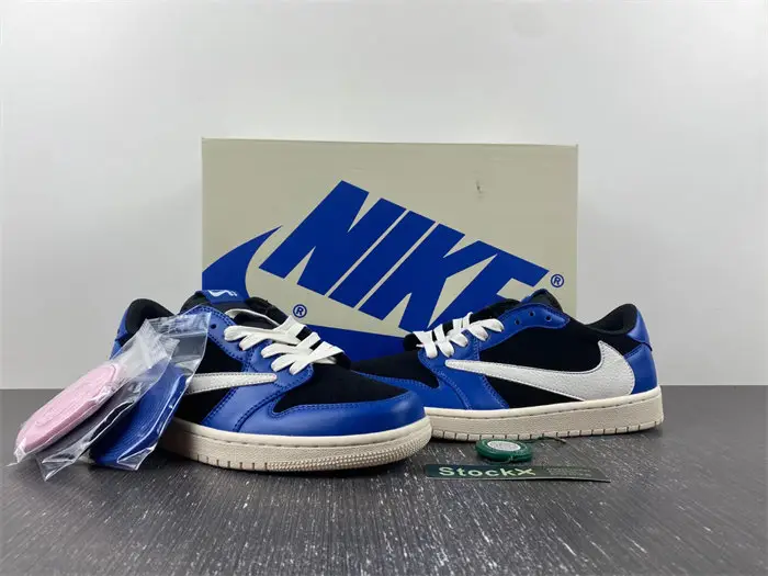Air Jordan 1 Low  EED1864