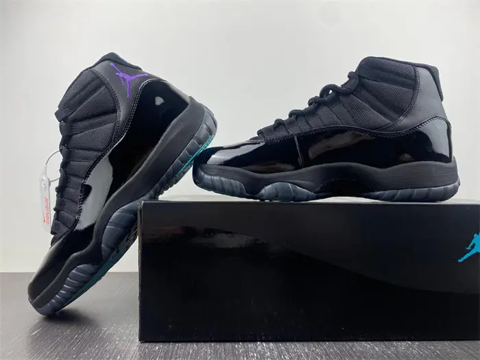 Air Jordan Retro 11 Gamma 