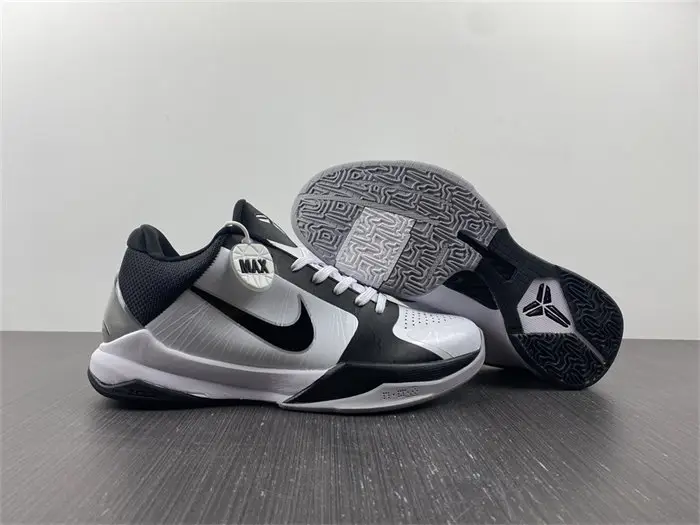 Nike Kobe 5 