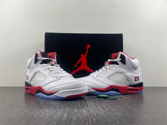 Jordan 5 Retro Fire Red Black Tongue  BCBC1081