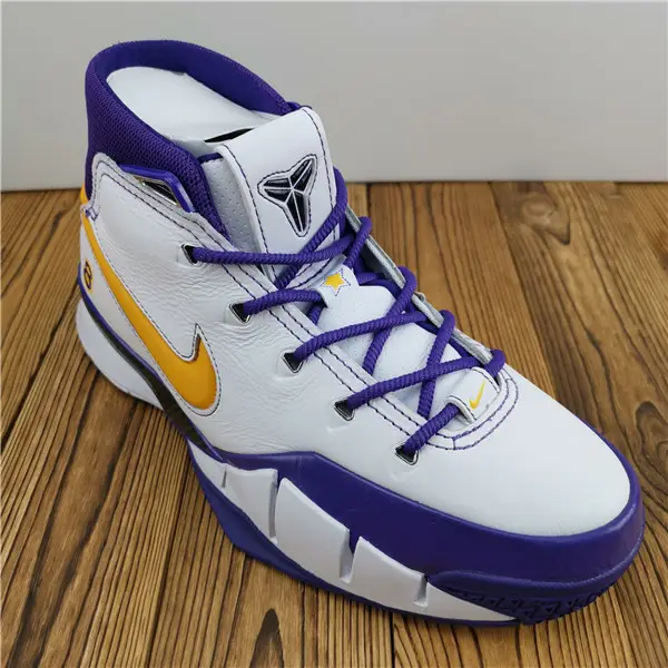 Kobe 1 Protro Think 16 (Close 