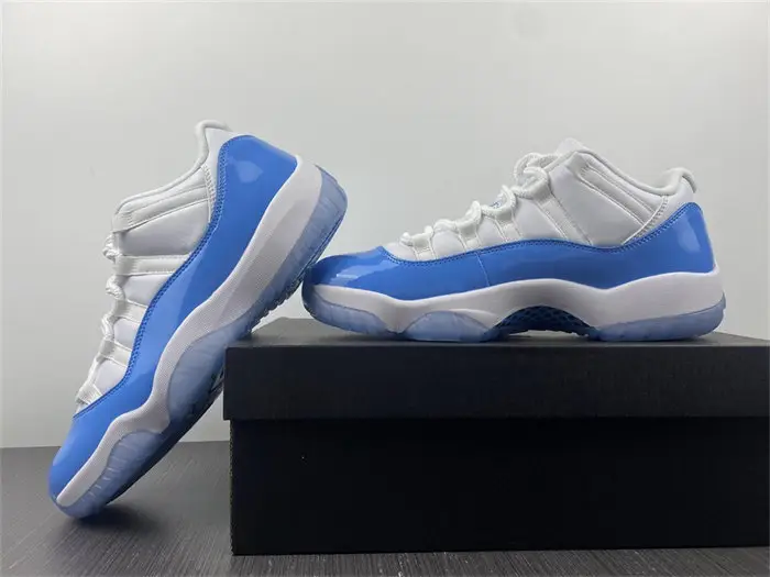 Jordan 11 Retro Low University Blue 