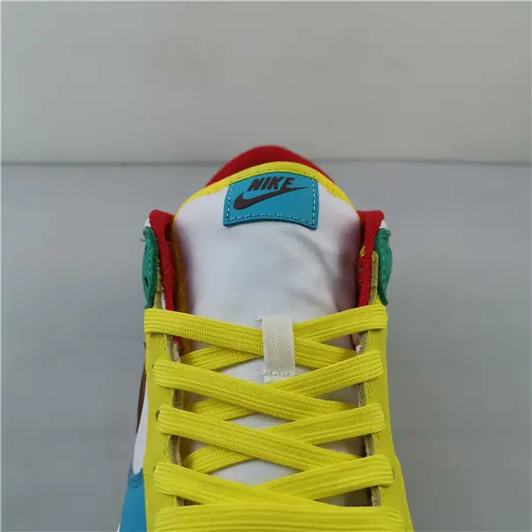 NIKE DUNK LOW FREE 99 