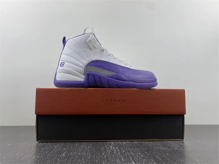 Jordan 12th Generation Nike Air Jordan 12 White Purple Headcoat Authentic 50., Product Number 