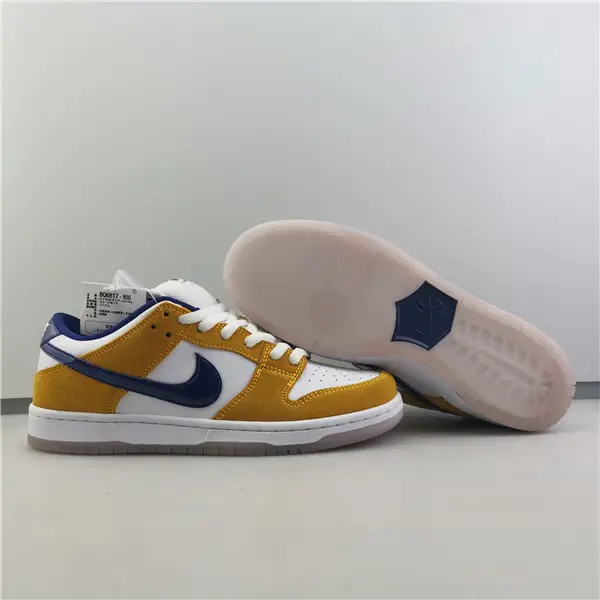 NIKE SB DUNK LOW 