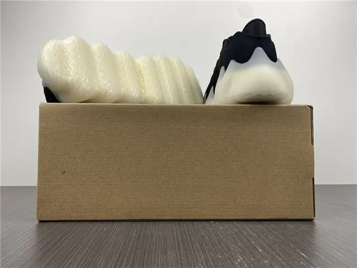 Yeezy 400 Sample 