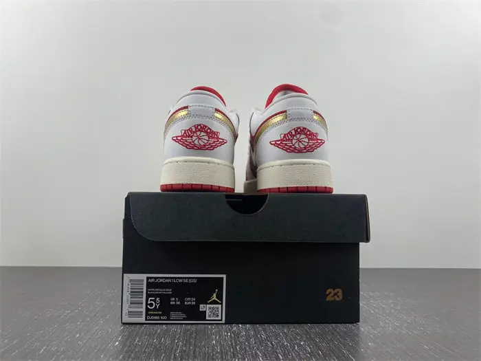 AIR JORDAN 1 LOW SE GS 'SPADES' 