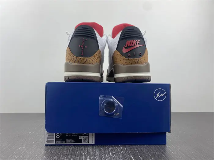 Travis Scott x Air Jordan 3 