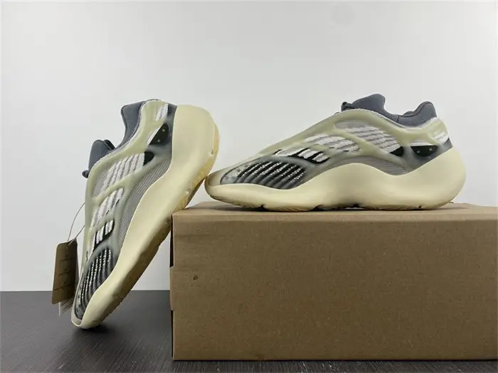 adidas Yeezy 700 V3 Fade Salt 