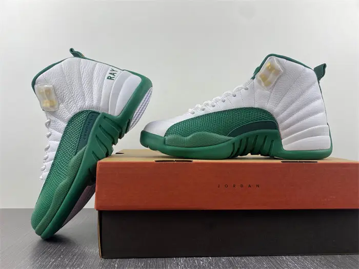 Air Jordan 12 