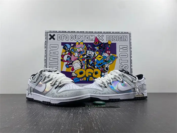 Nike Dunk Low 