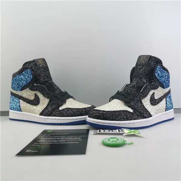 AIR JORDAN 1 X FRAGMENT DESIGN 