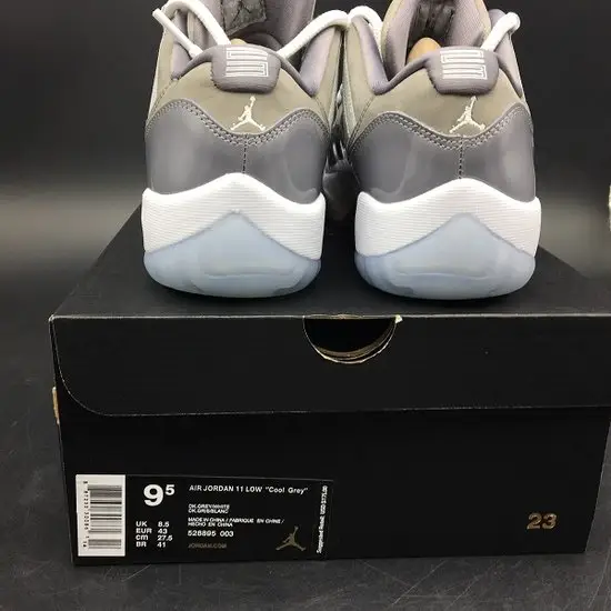 AIR JORDAN 11 RETRO 