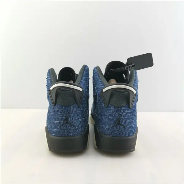 AIR JORDAN 6 