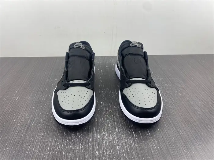 Jordan 1 Retro Low Shadow 